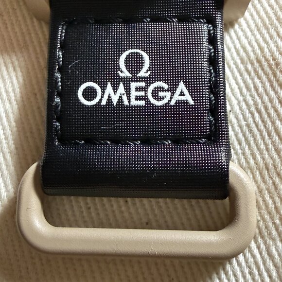 Authentic OMEGA X SWATCH Bioceramic MoonSwatch Mission to Jupiter SO33C100 Full - Picture 4 of 14